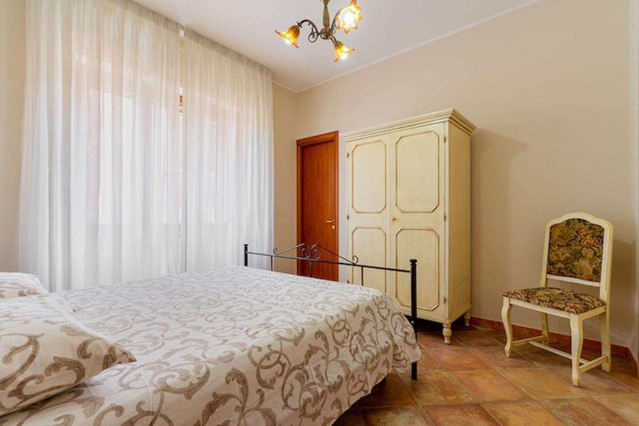 Appartamento Supersanosalento ภายนอก รูปภาพ
