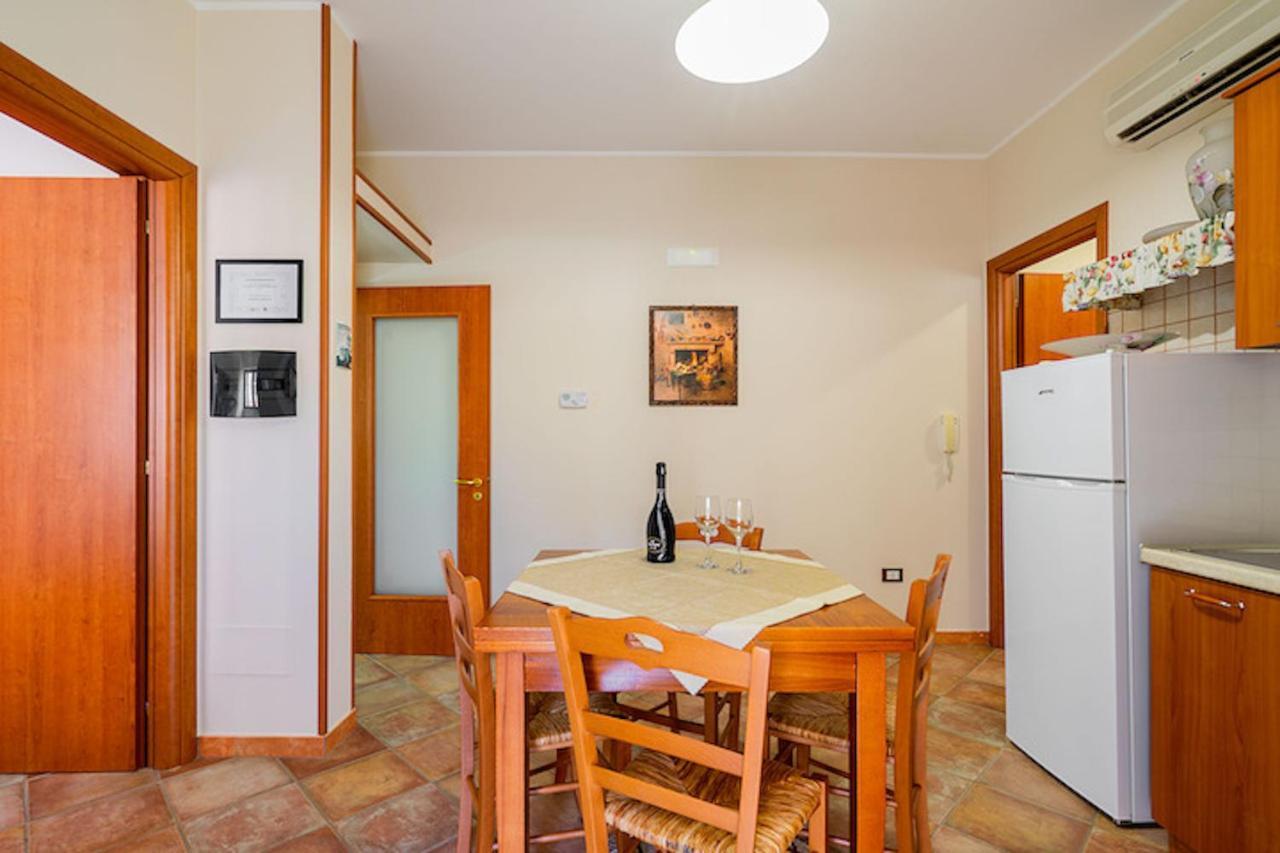 Appartamento Supersanosalento ภายนอก รูปภาพ
